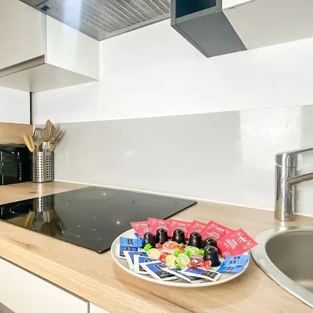 招待所 Homey La Coloc Brillant - Colocation De Gamme De 3 Uniques Et Privees / Proche Centre-ville Et Transports En Commun / Balcons / Wifi Gratuit