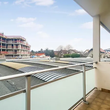 Affittacamere Homey La Coloc Brillant - Colocation De Gamme De 3 Uniques Et Privées / Proche Centre-ville Et Transports En Commun / Balcons / Wifi Gratuit Annemasse